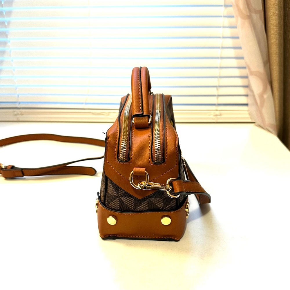 Brown Geometric Patterned Small Crossbody Bag - image 5